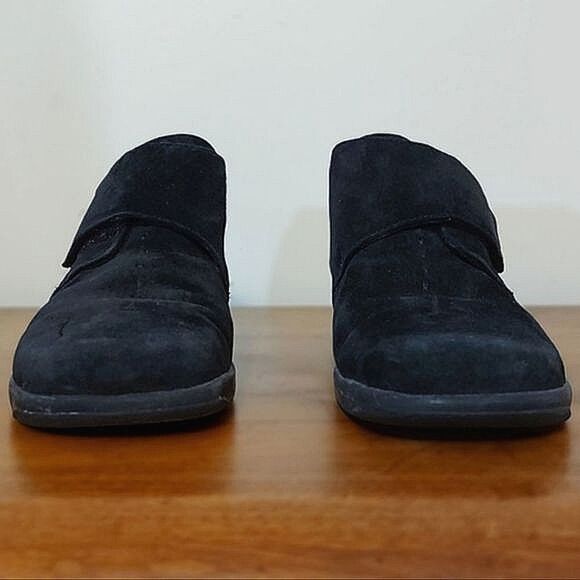 Strictly Comfort black suede velcro boots - Picture 4 of 8